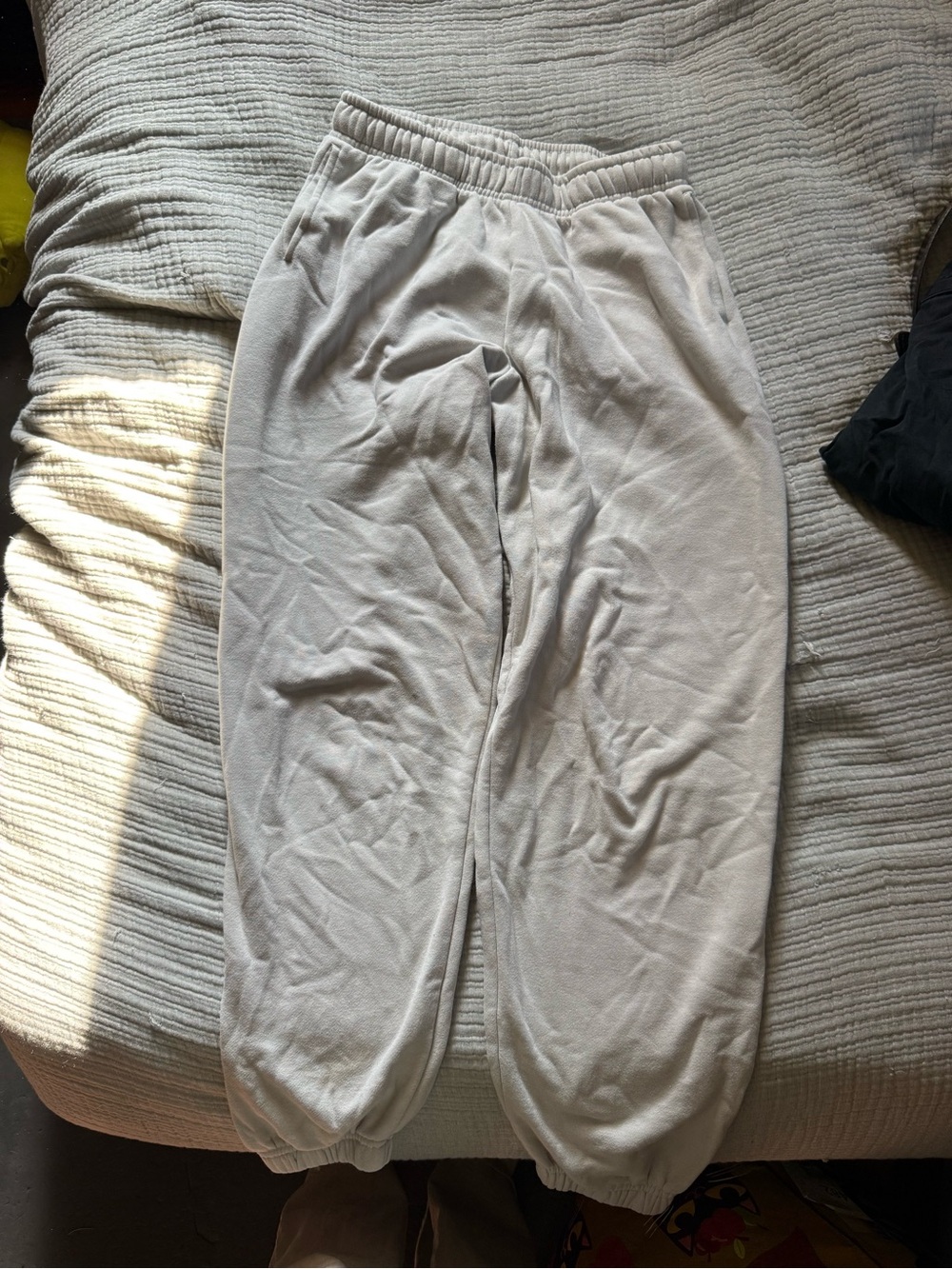 Land Rover Sweatpants - Picture 2 of 5